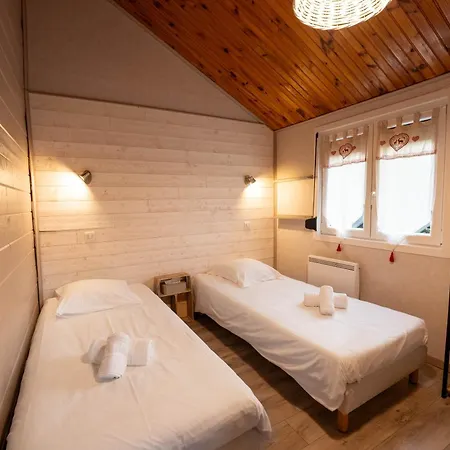 Au D'aline - Atypique Pour 4 Personnes 제라르메르