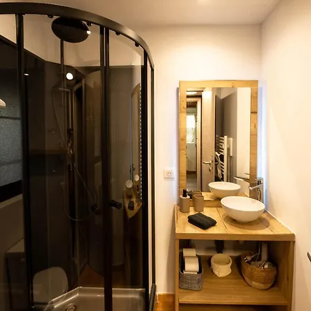 샬레 Au D'aline - Atypique Pour 4 Personnes 제라르메르