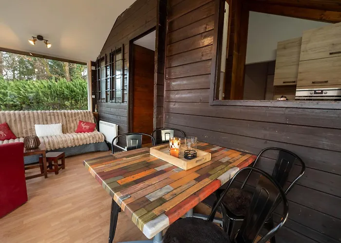 Au D'aline - Atypique Pour 4 Personnes Alpehytte